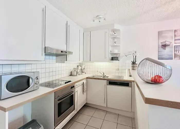 Apartment 2 Bedroom Lovely In Ostend