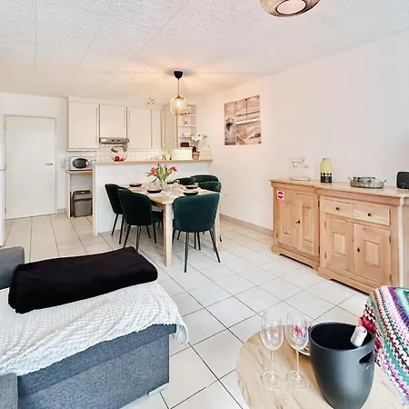 2 Bedroom Lovely In * Ostenda