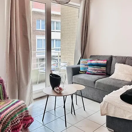 2 Bedroom Lovely In *