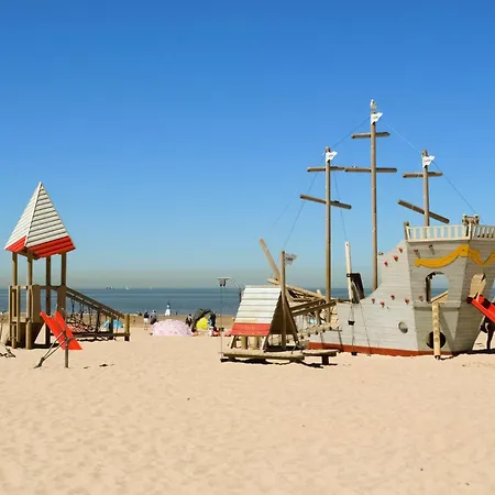 Appartement 2 Bedroom Lovely In *